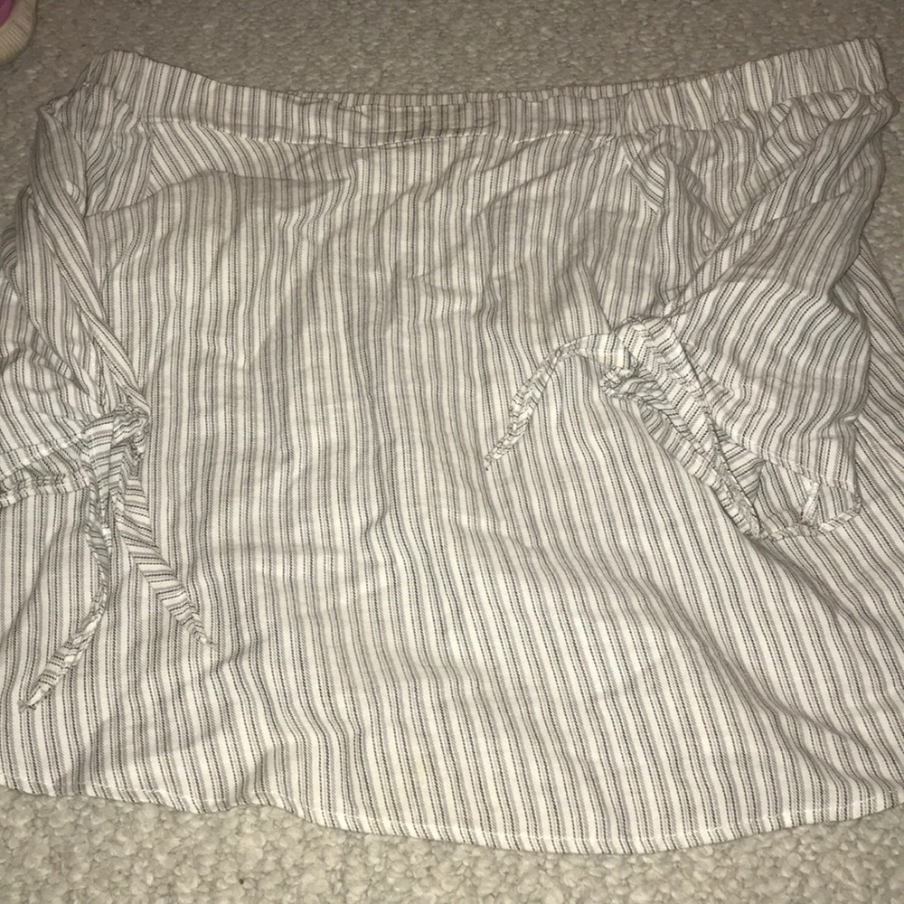 Franchescas off the shoulder shirt